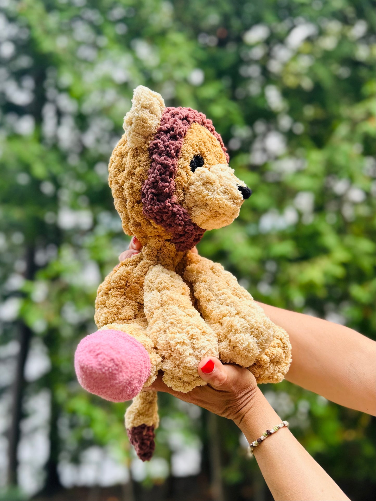Lost Sock Snugglers: Lion