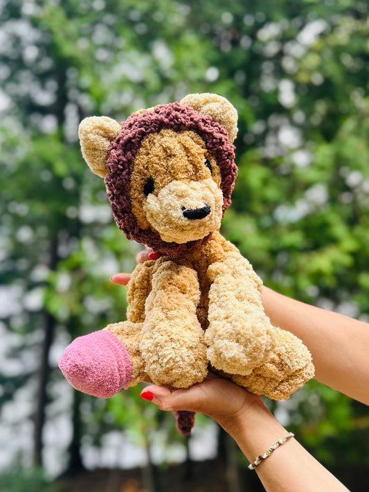 Lost Sock Snugglers: Lion